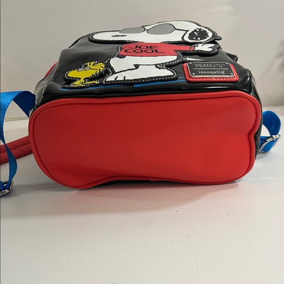 Loungefly Peanuts Snoopy Joe Cool Mini Backpack - Picture 12 of 16